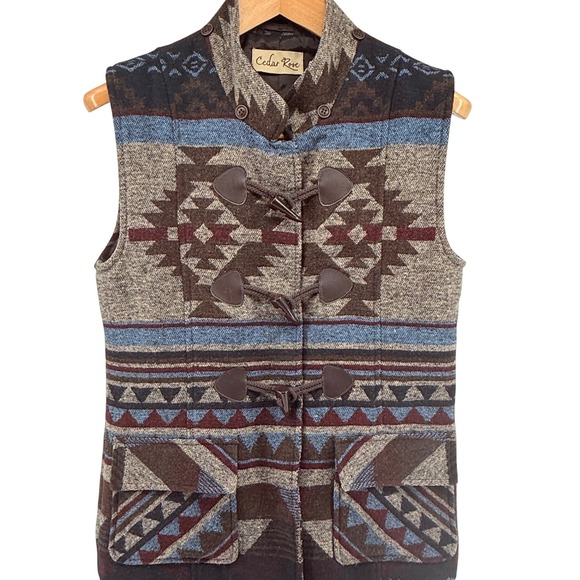 Cedar Rose Jackets & Blazers - Cedar‎ Rose Aztec Print Toggle Vest Women's Size Medium Southwestern Style